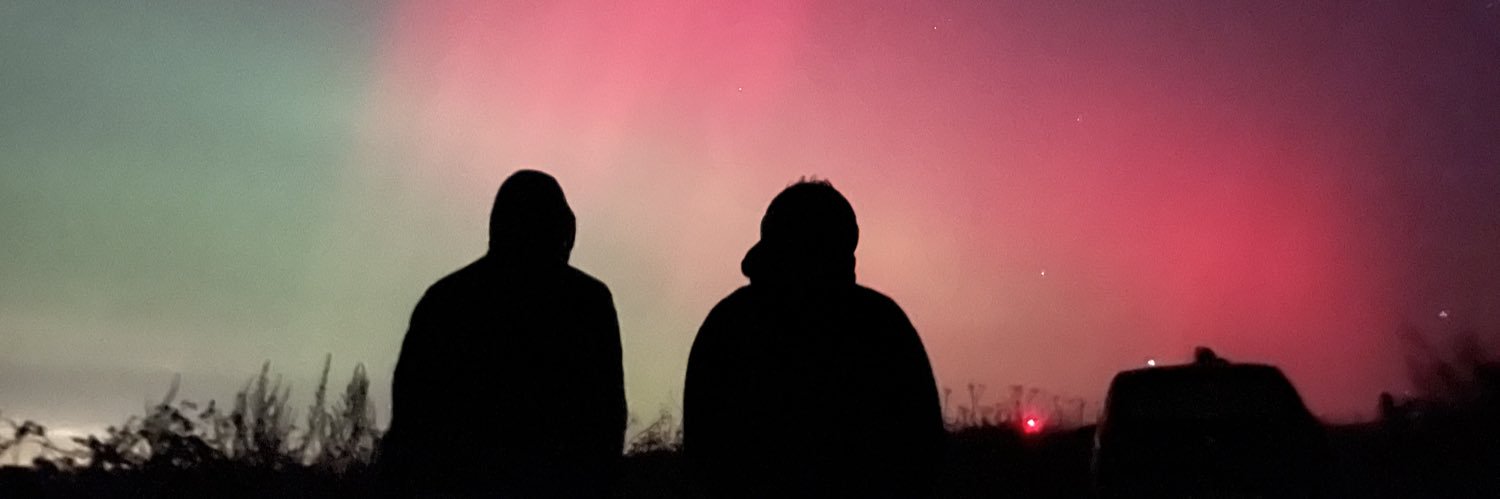 Lé Edgington 🌙🎵🌈💔 banner