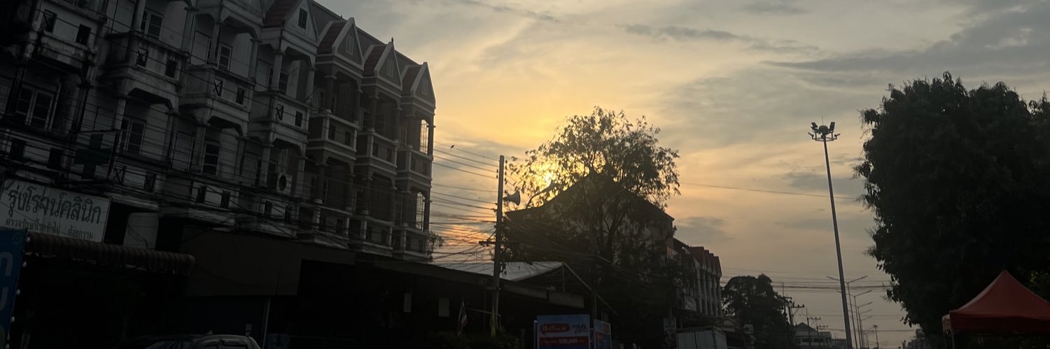 fongbiia's profile banner image