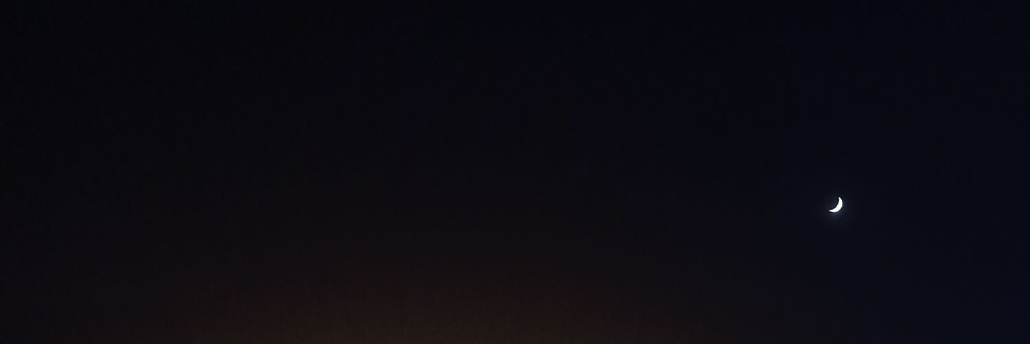 avesranur's profile banner image