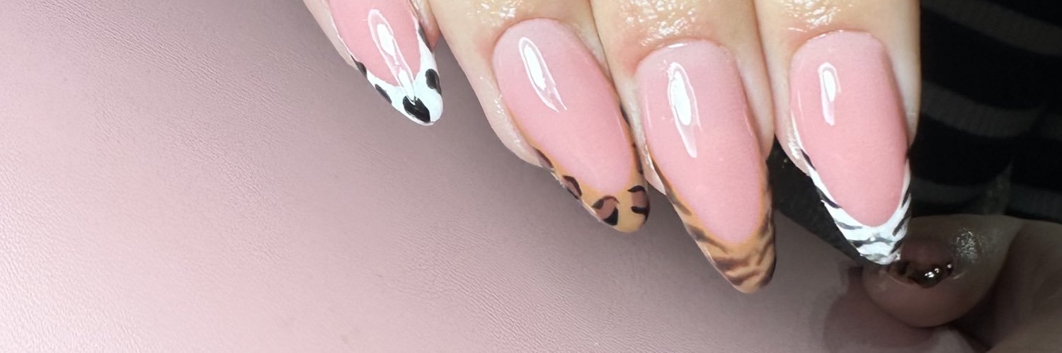 ericaa🫶🏻 banner