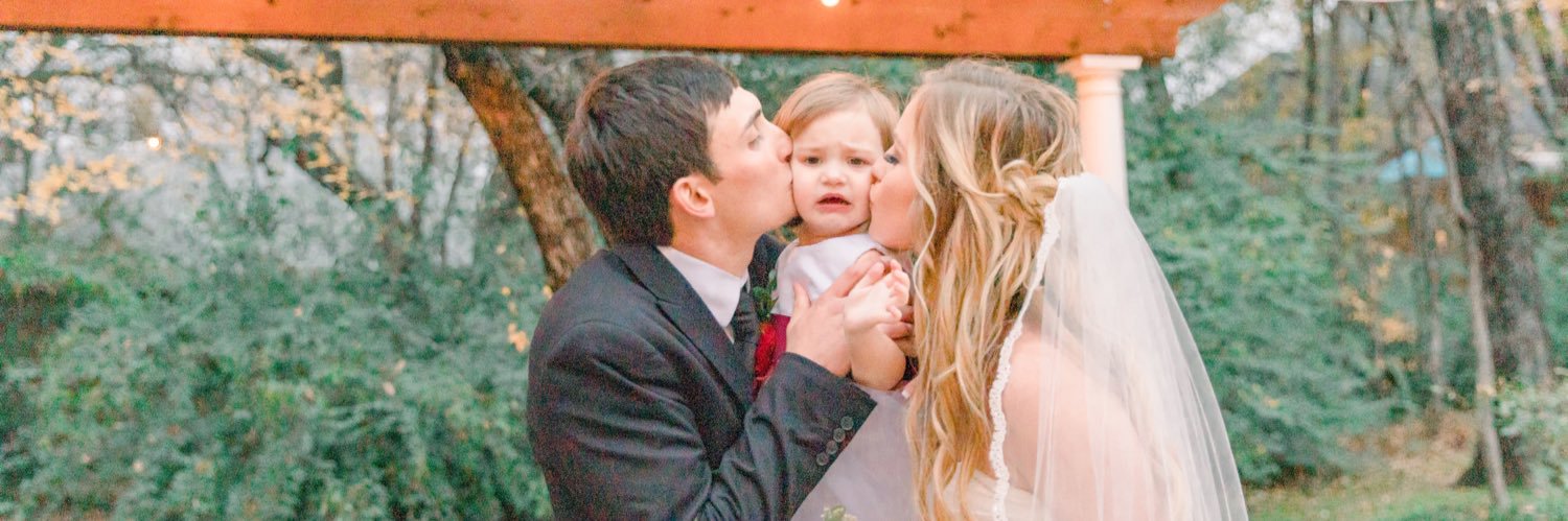 tayhallowell's profile banner image
