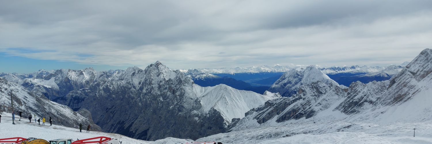 Katrin Mämpel banner