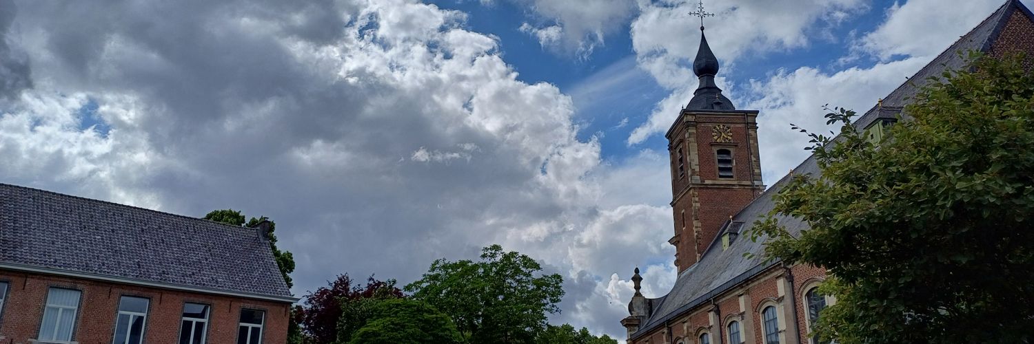 Cumulonimbus 🇧🇪🖤💛 banner