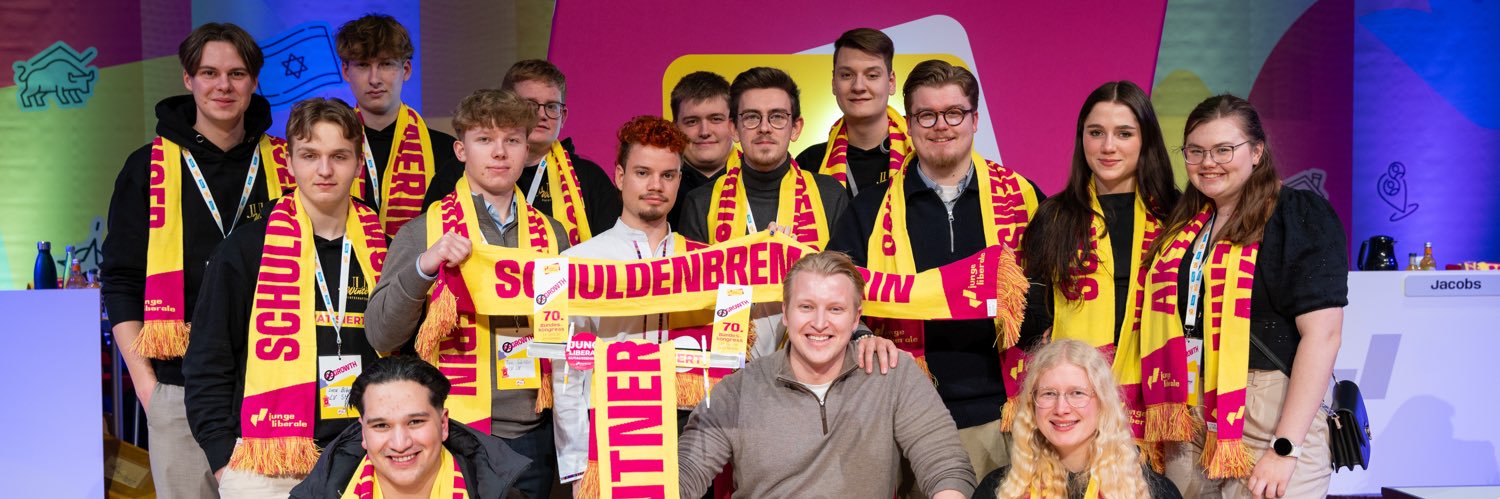 Finn Flebbe's banner