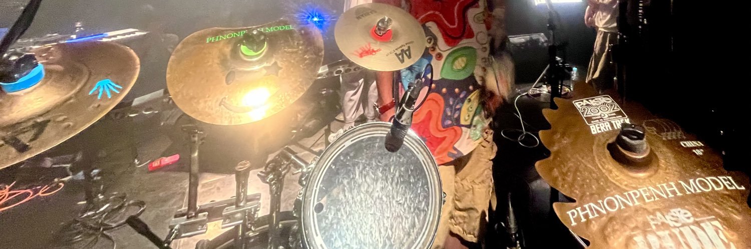 Double-O-Five-HARRY banner