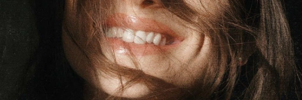 kelly ꕤ banner