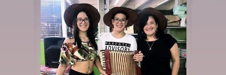 CariQueiros's profile banner image