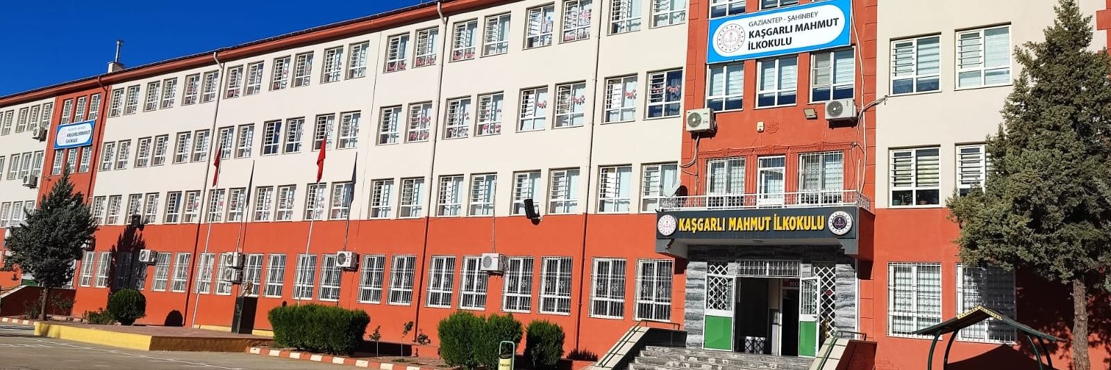 Kaşgarlı Mahmut İlkokulu banner