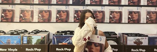 swiftlover__13 Profile Banner