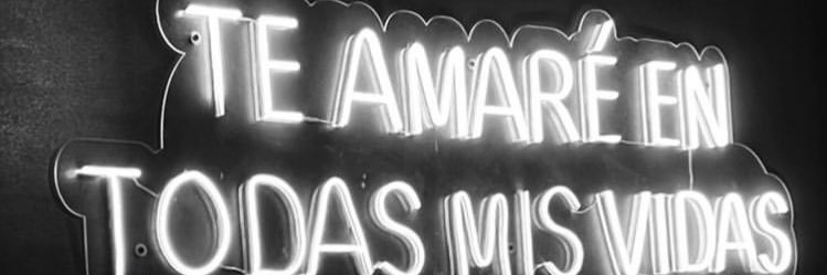 carolinarmh's profile banner image