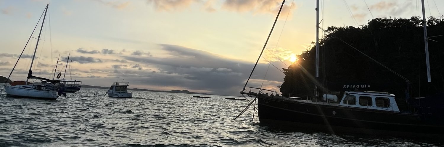 BahCescon's profile banner image