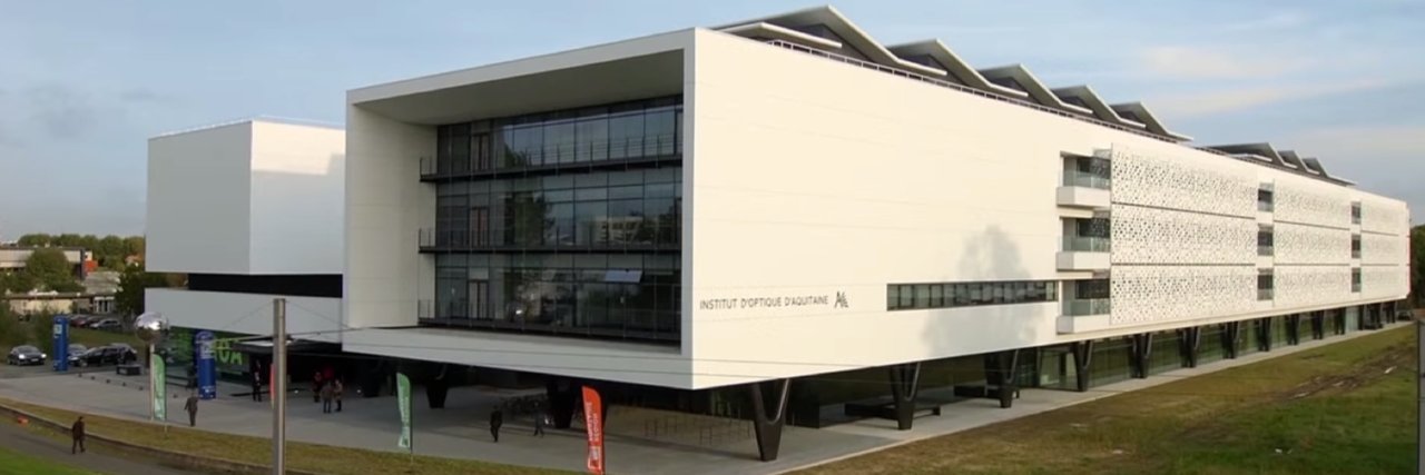 Laboratoire Photonique Numérique et Nanosciences banner