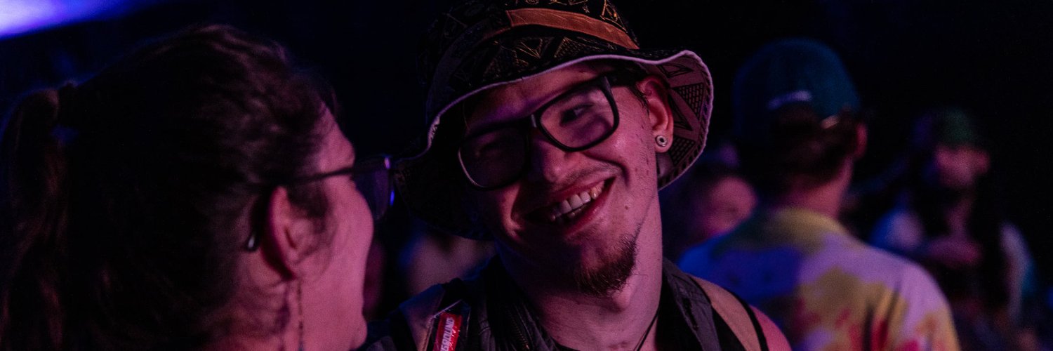 kygraphick's profile banner image