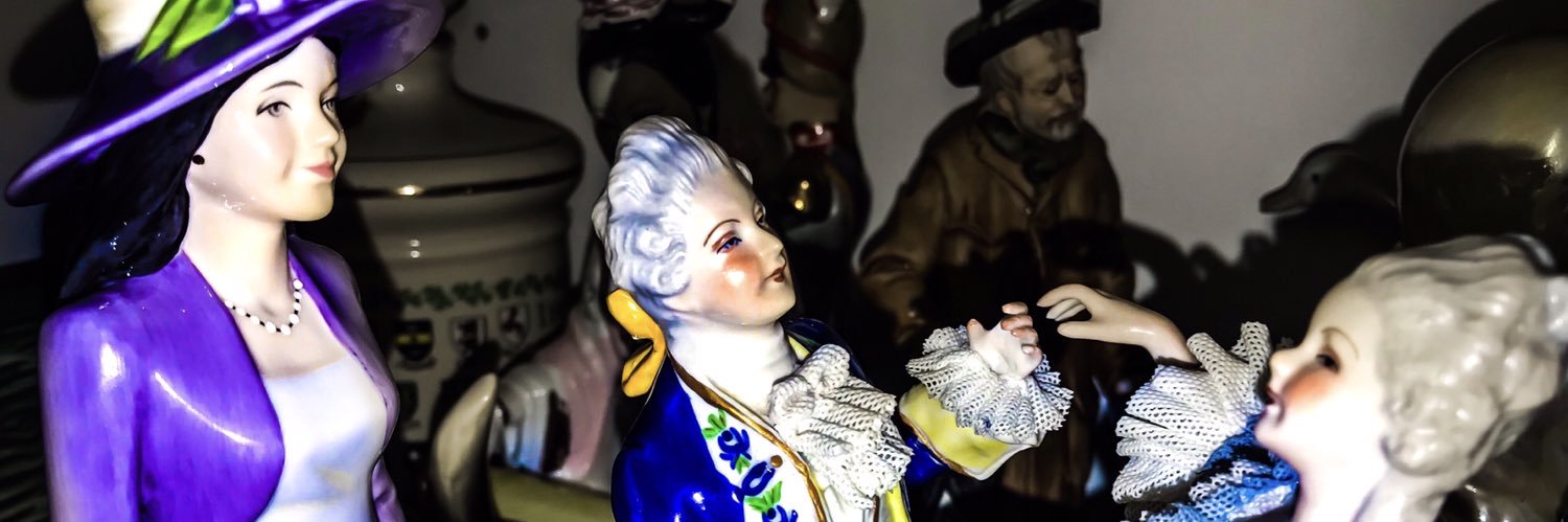 AntiqueUK's profile banner image