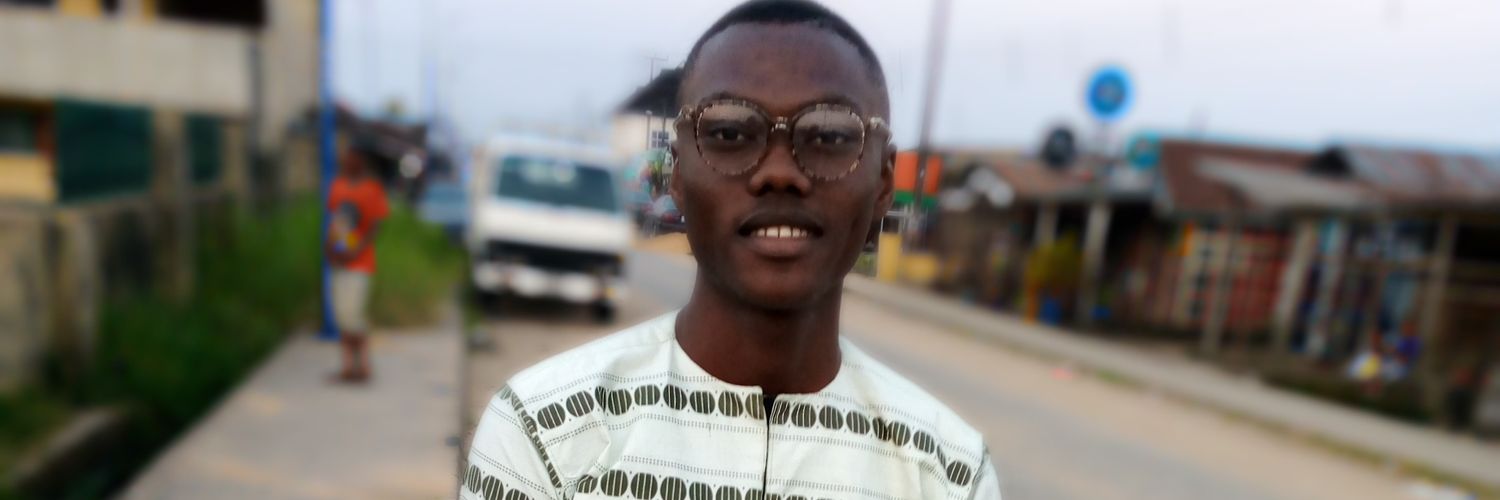 James magnify banner