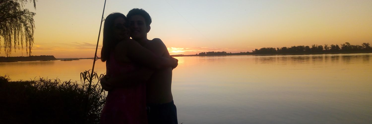 bren_aavila's profile banner image