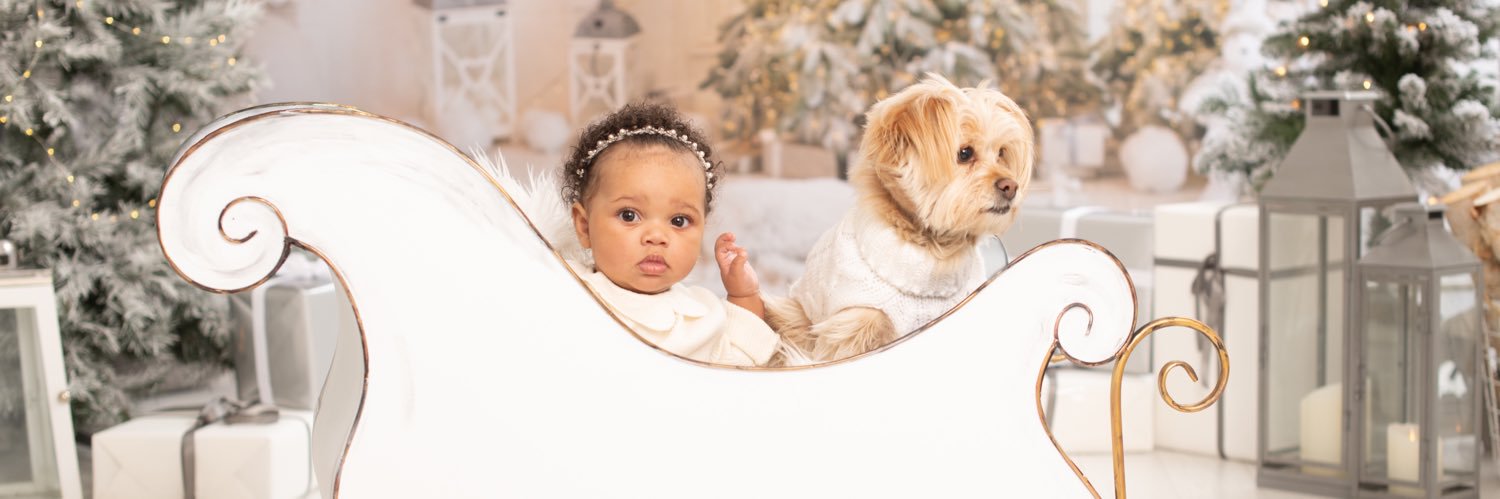 Alexandra Lewis banner