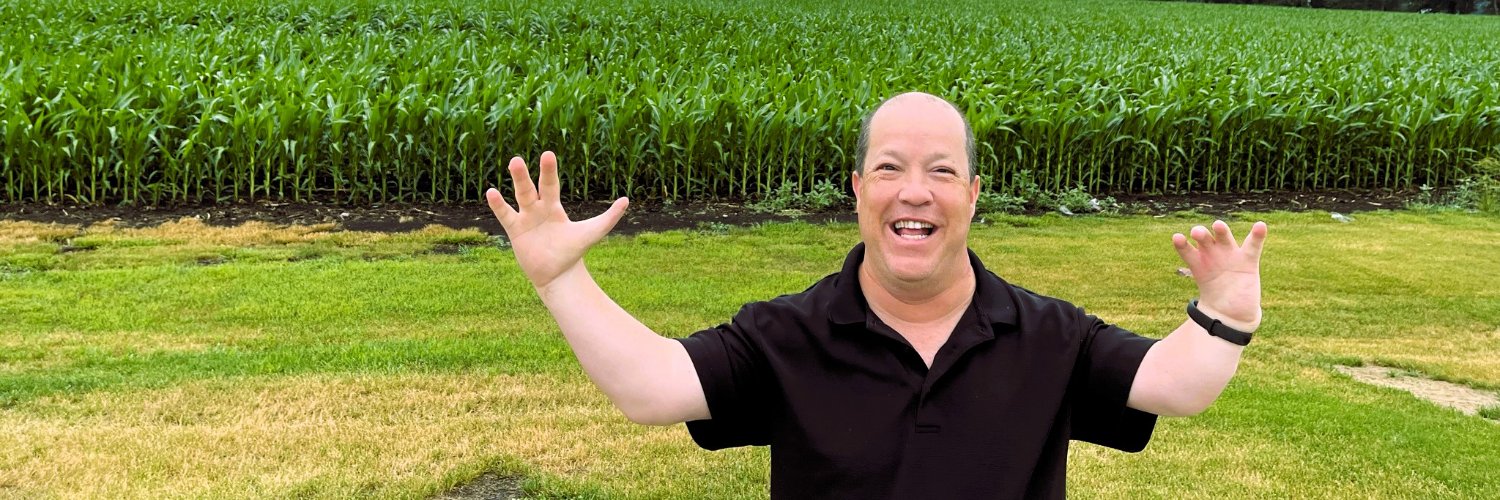 Shortarmguy's profile banner image