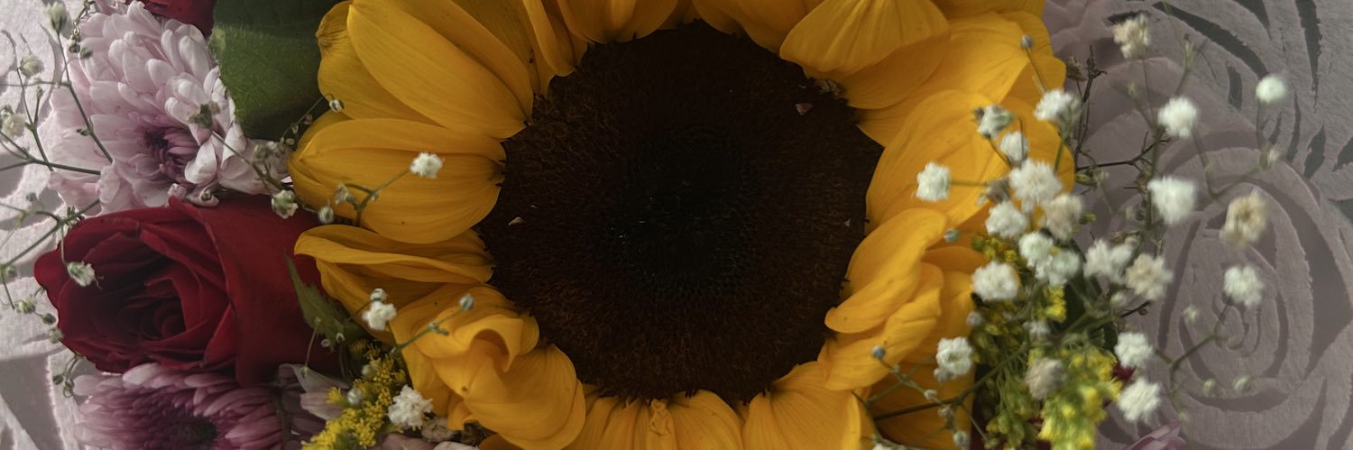 f4timahdz's profile banner image