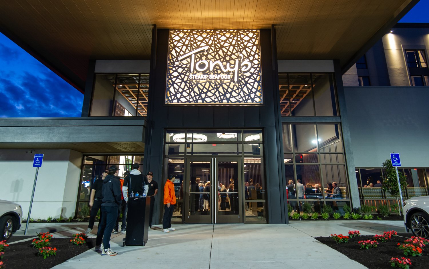 Tony's of Bowling Green banner