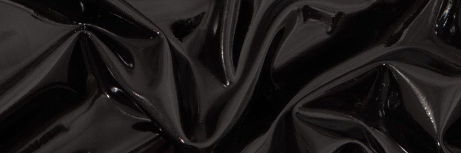 lovepsyee's profile banner image