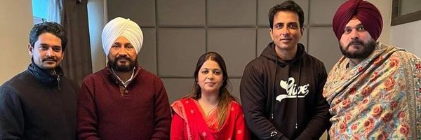 Malvikasood4 Profile Banner