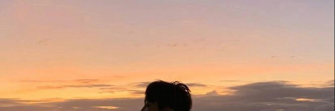K banner