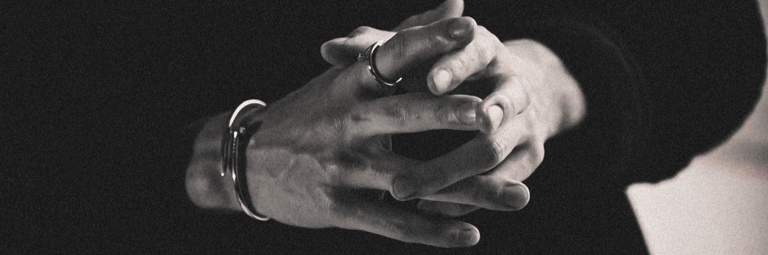 ♰ banner