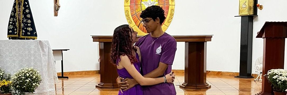 em_cris_e's profile banner image