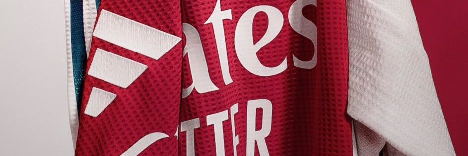 Chalz Totti🌙 banner