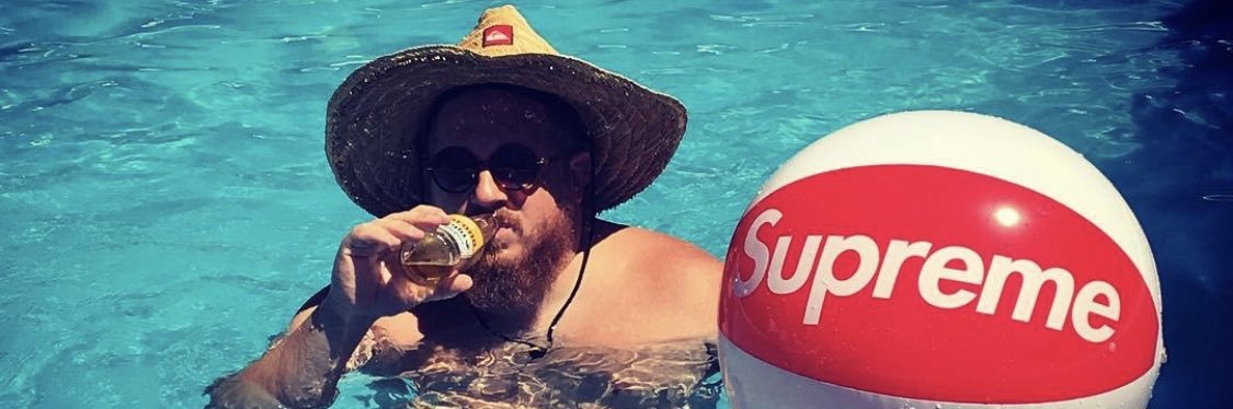 Poke2Live's profile banner image