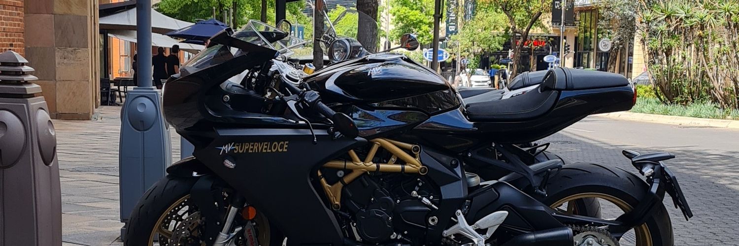 adeleshplaptop's profile banner image