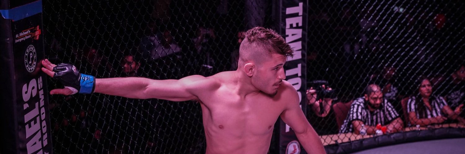 akmma_'s profile banner image