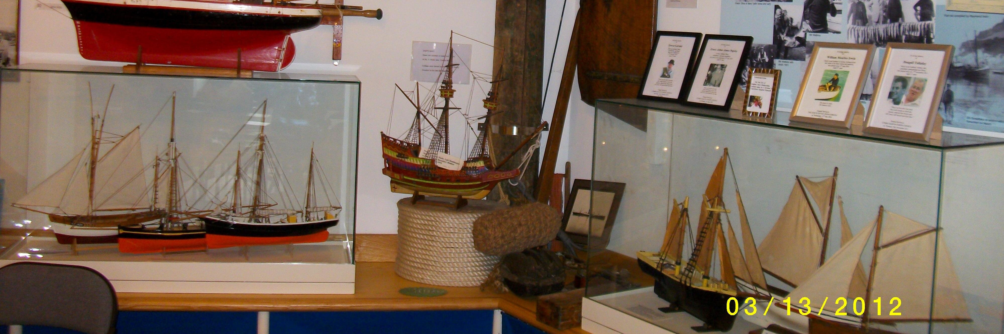 COMBEMUSEUM's profile banner image