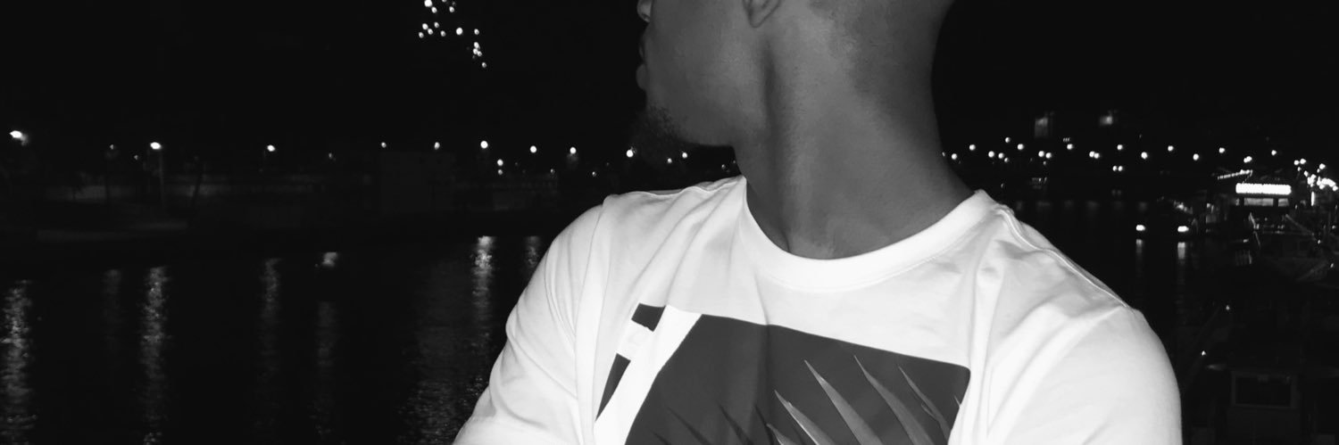 LynaGrf's profile banner image