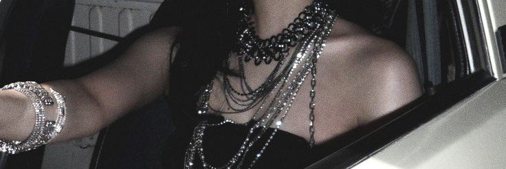 woolielle's profile banner image