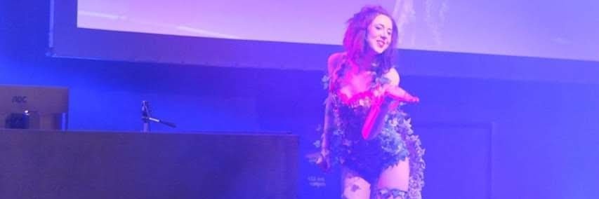 Miss Mia 🔪 banner