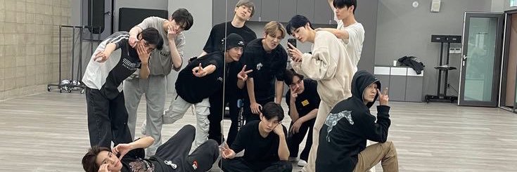una ꕤ banner