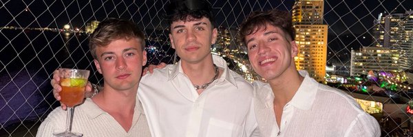 pacomujerch Profile Banner