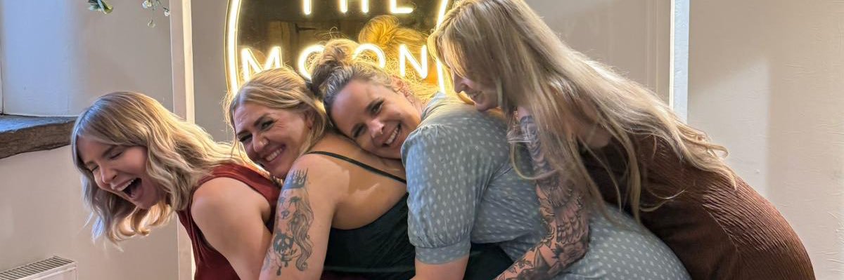 Helen McSweeney 🖤 banner