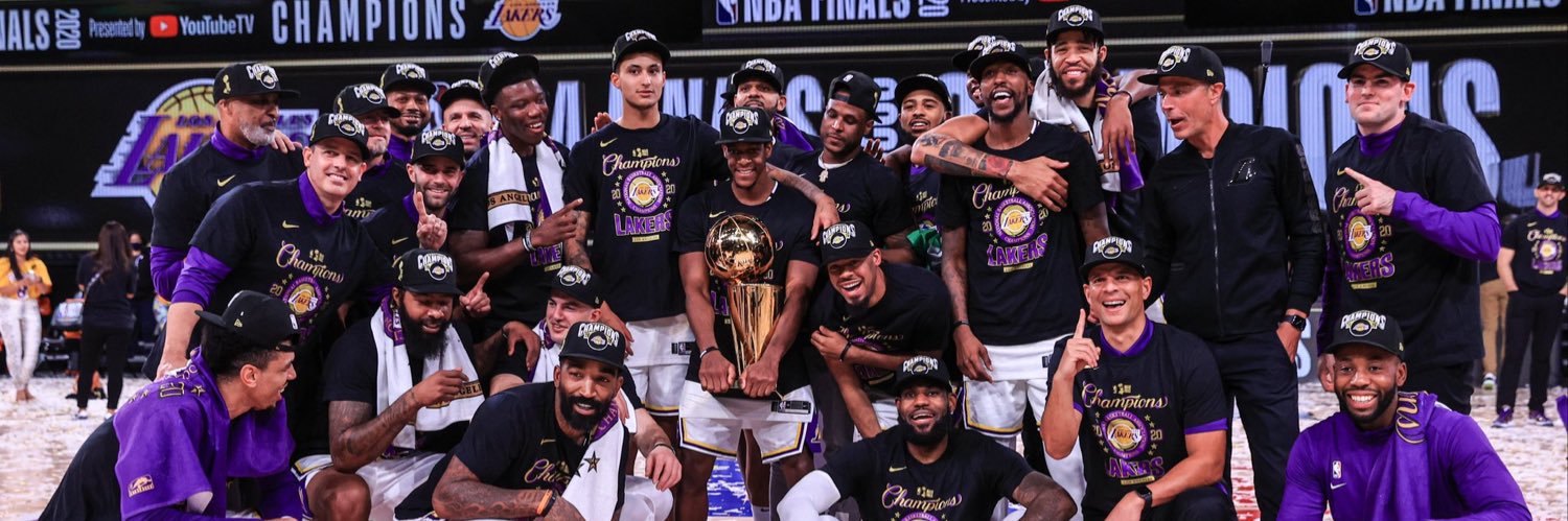 _Cris71's profile banner image