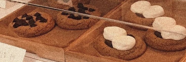 Ava banner