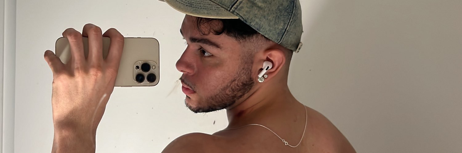 henszw's profile banner image
