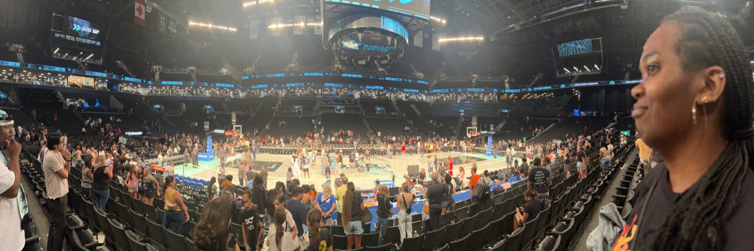 Courtside Kenny's banner