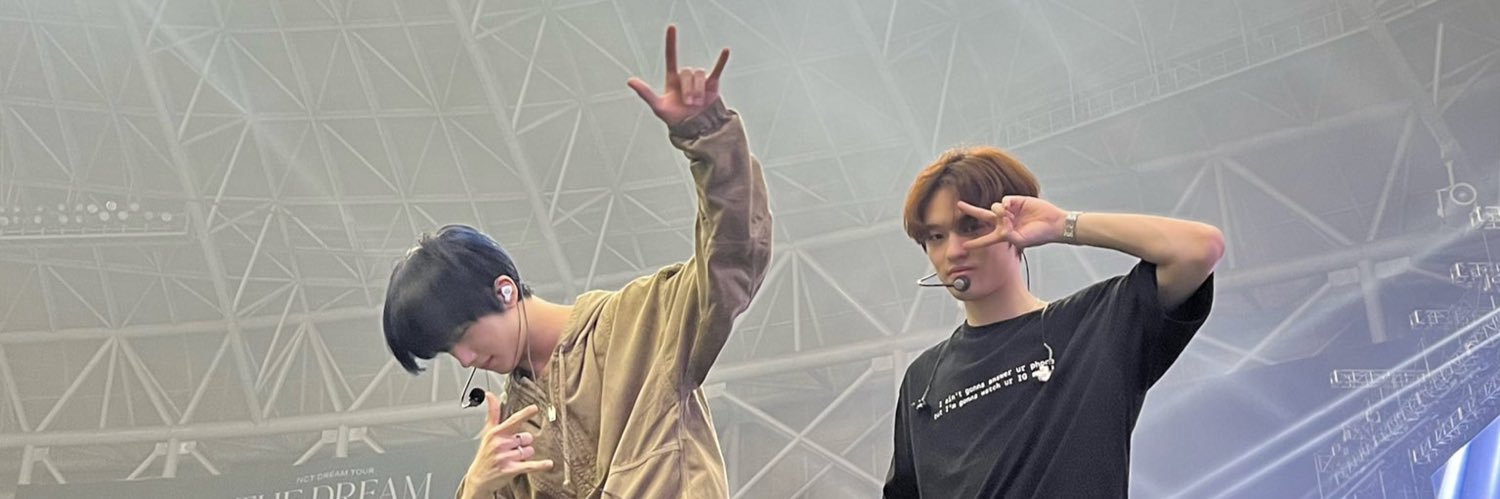 달 banner