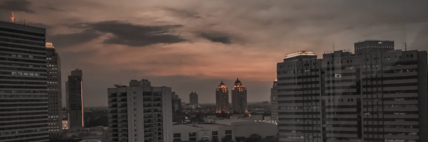 riskaariskaa's profile banner image