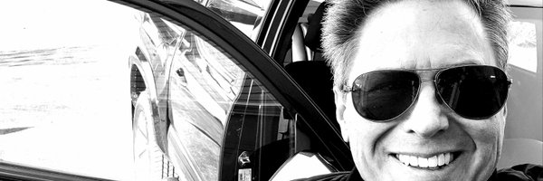 RobbHanrahan Profile Banner