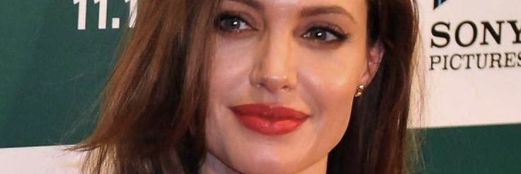 Angelina Jolie official chat banner
