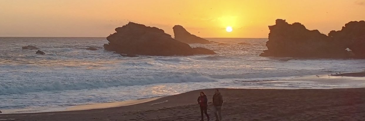 lopave's profile banner image