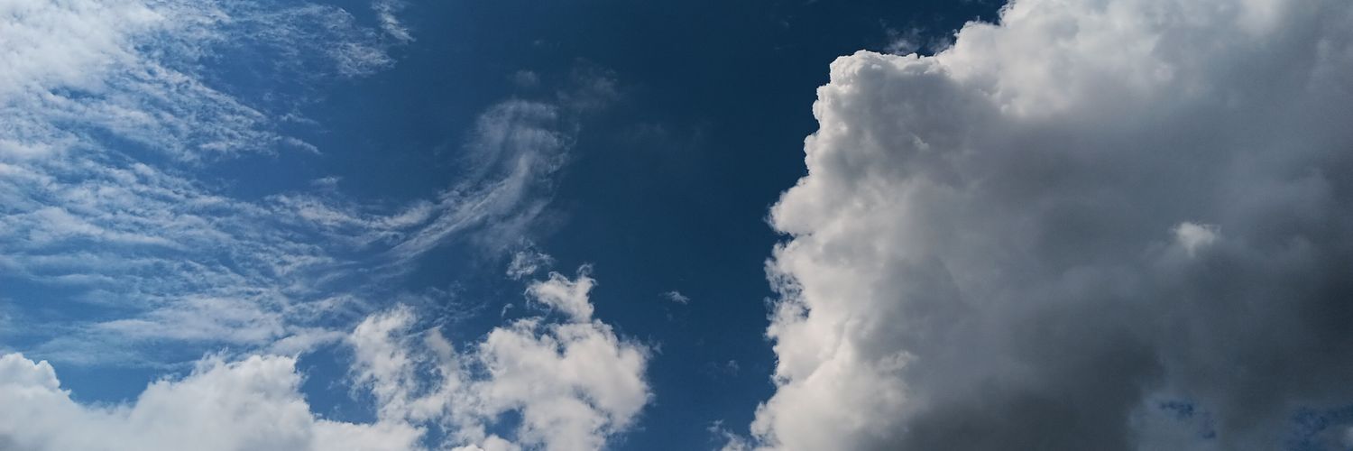 Twitter banner for @ihwan_wan